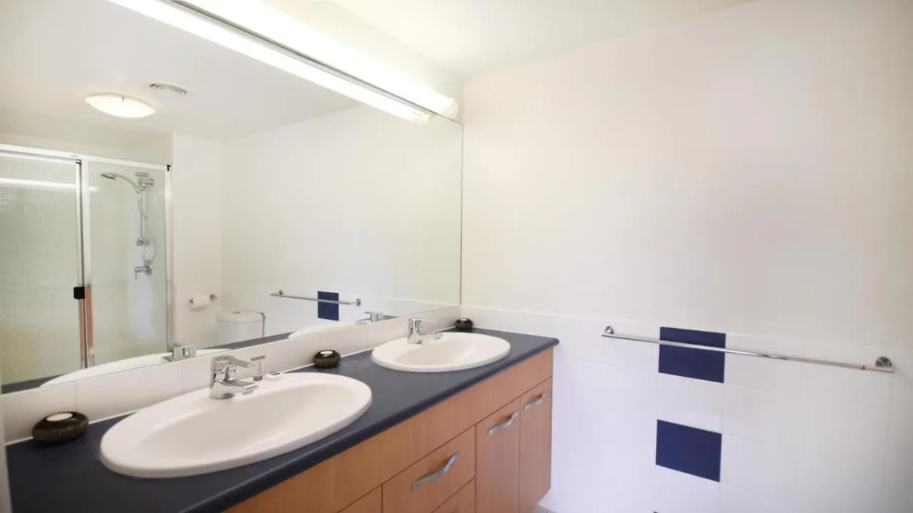 Unit 2 Sea Breeze Villas 쿨룸비치